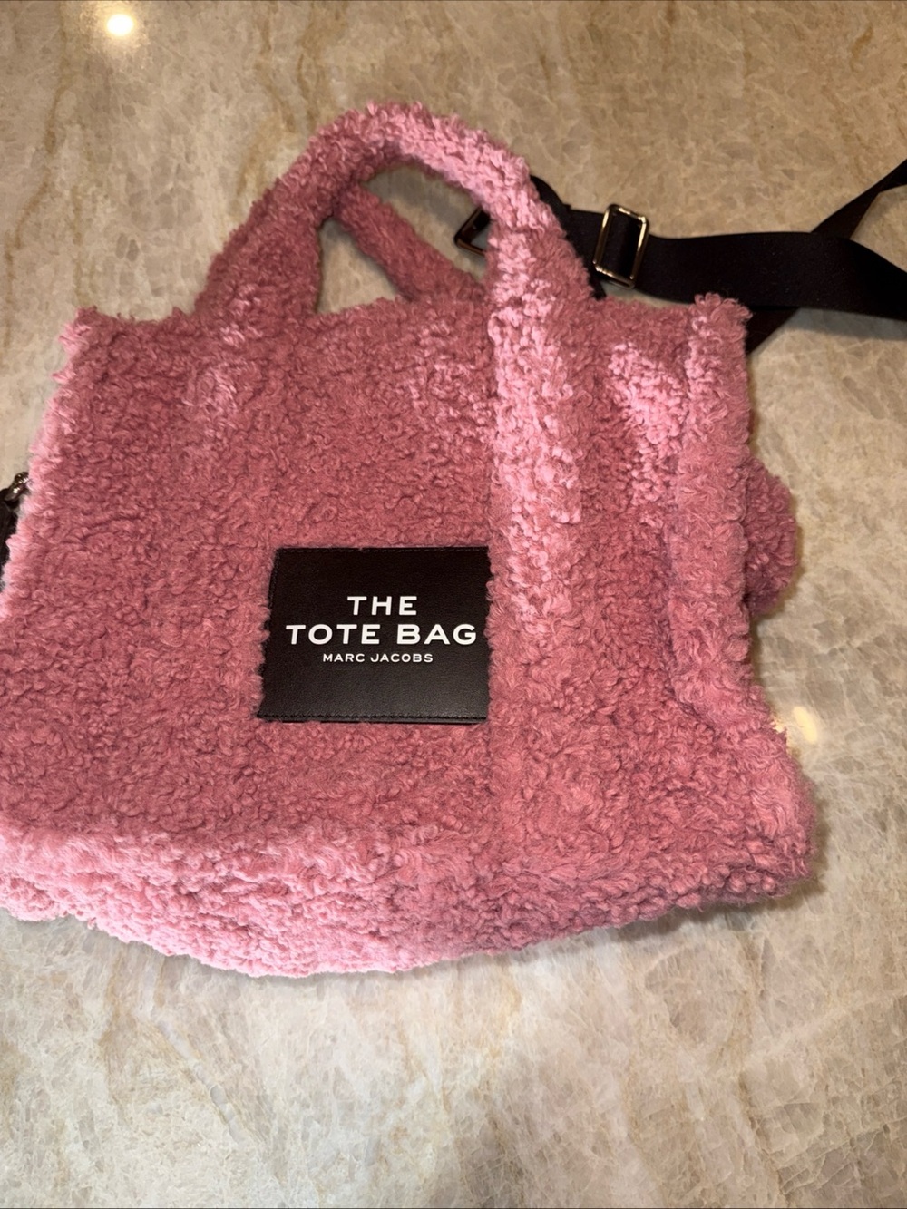 MARC JACOBS TEDDY SMALL TOTE BAG. excellent condition